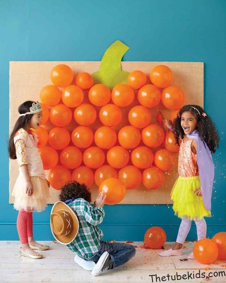 Pop Goes the pumpkin Balloon Halloween Game