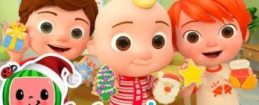 Christmas Colors Song 2 Christmas Colors Song - Cocomelon Nursery Rhymes - Holiday kids songs
